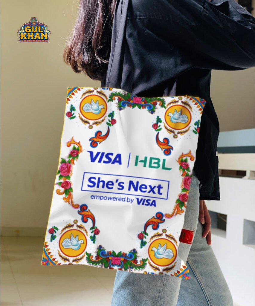 Customized Tote Bags for Stylish Corporate Gifting & Brand Visibility